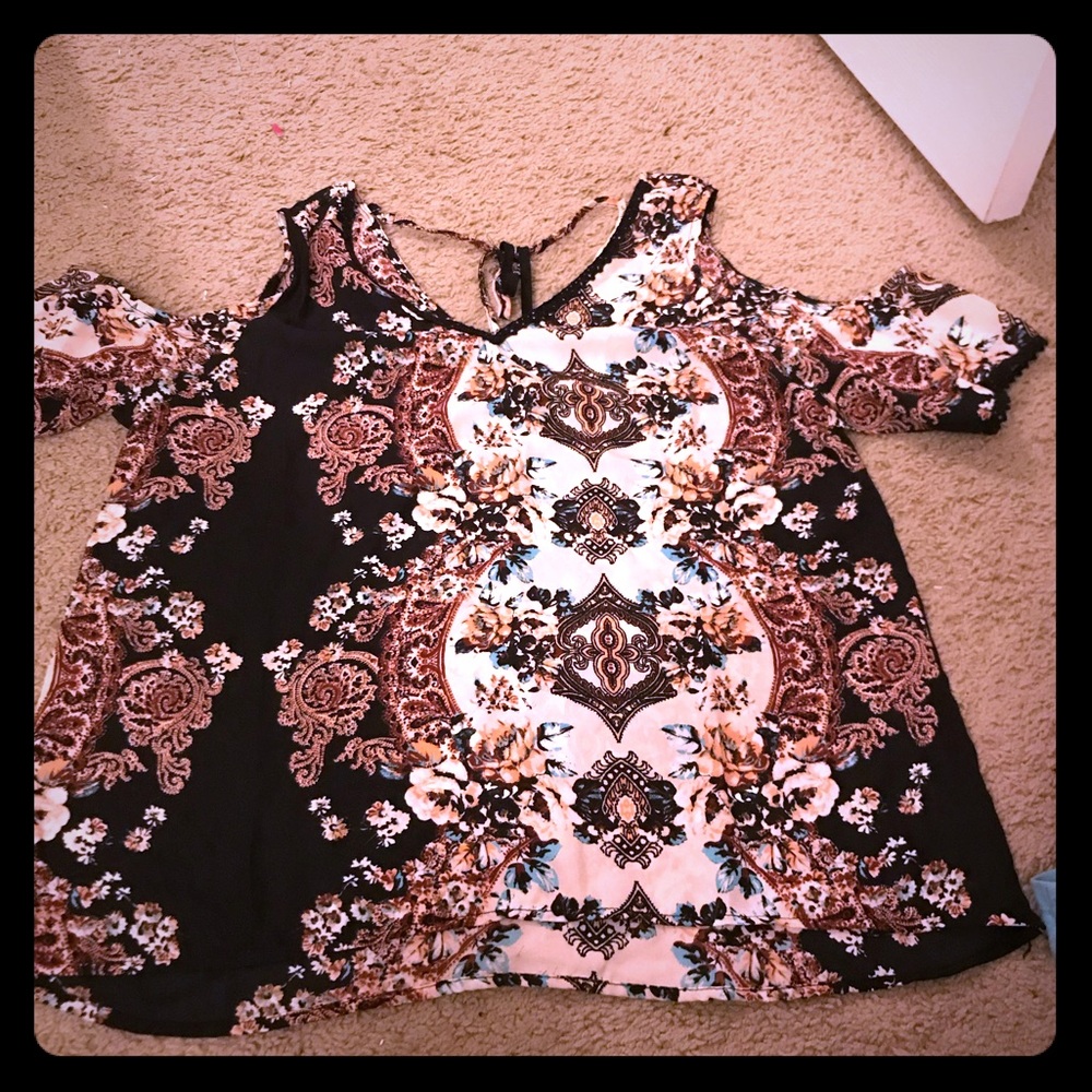 Large cold shoulder blouse